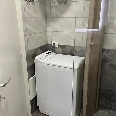 Shengjin Apartment